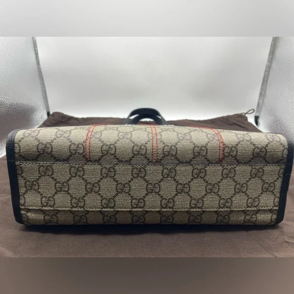 Gucci PVC HandBag with the iconic green cat design - Picture 7 of 12